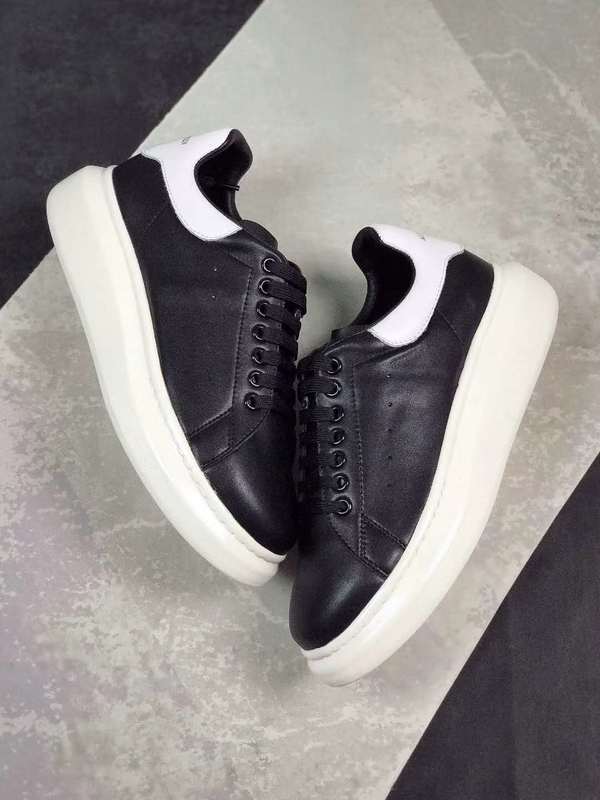 ALEXANDER MCQUEEN - SNEAKER