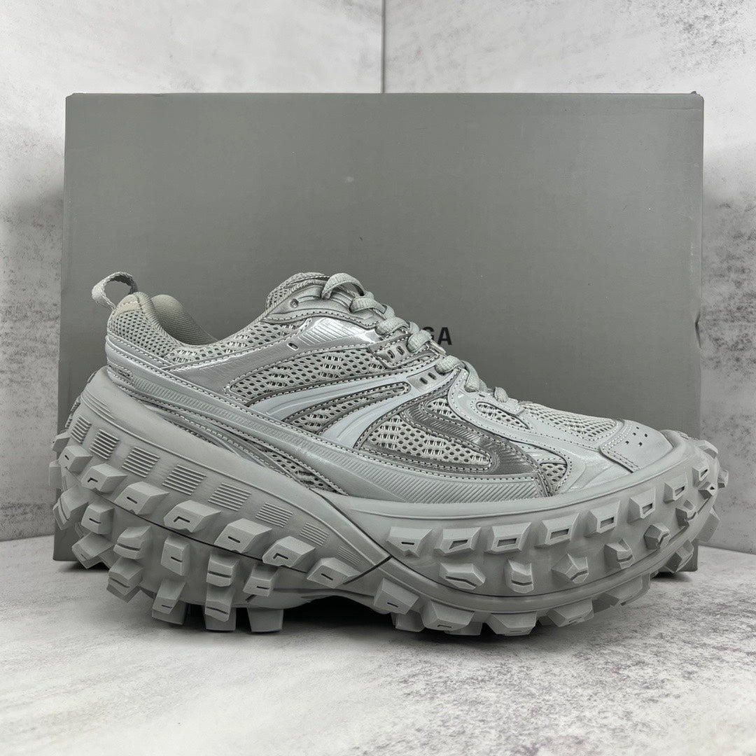 BALENCIAGA DEFENDER