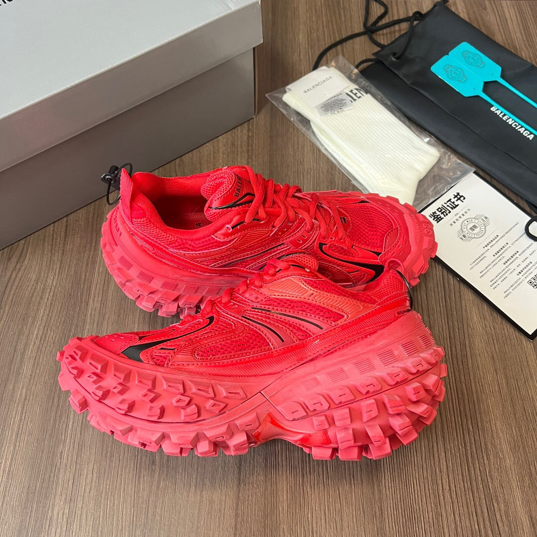 BALENCIAGA DEFENDER