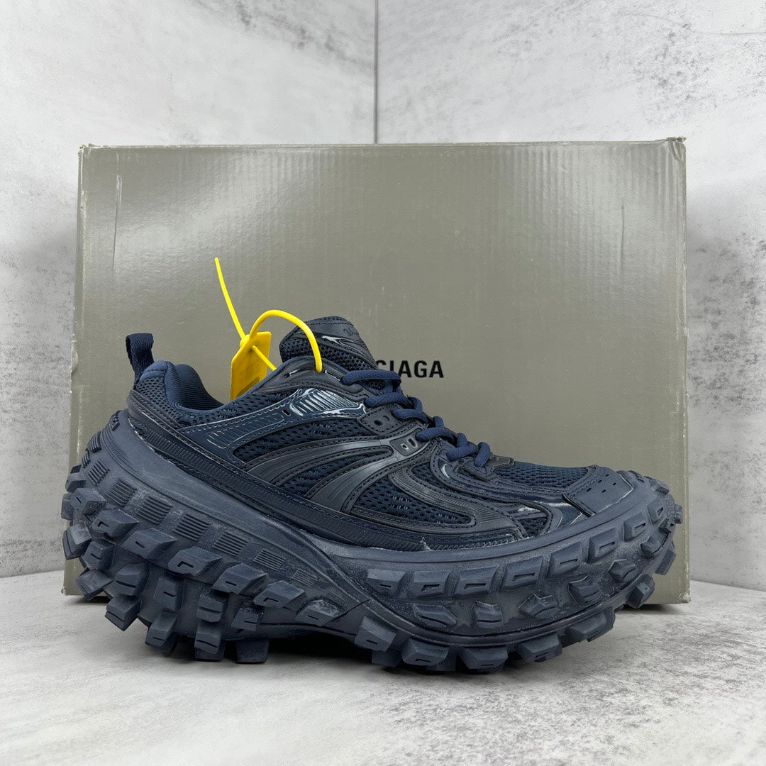 BALENCIAGA DEFENDER
