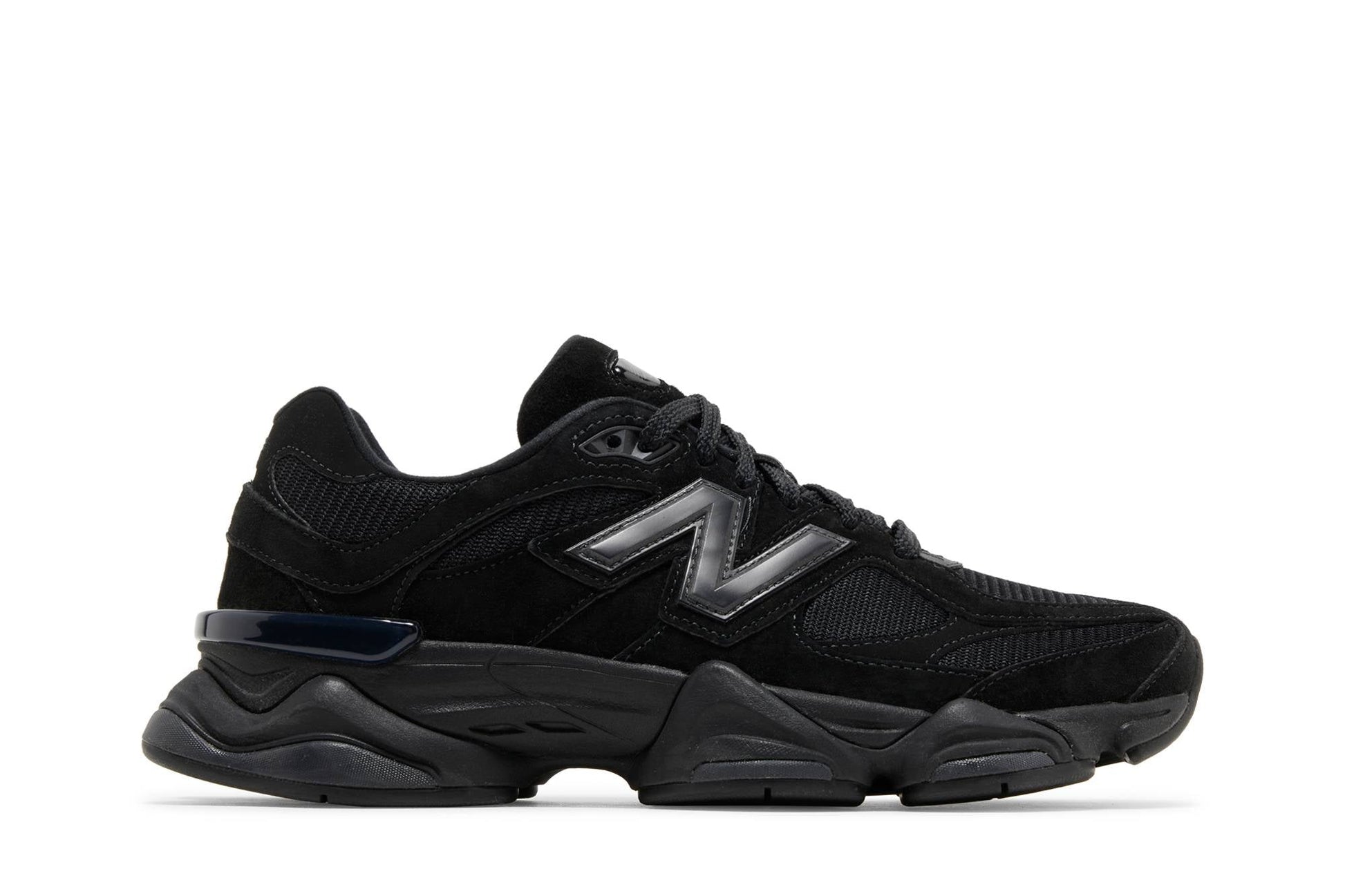 NEW BALANCE 9060 ‘TRIPLE BLACK’