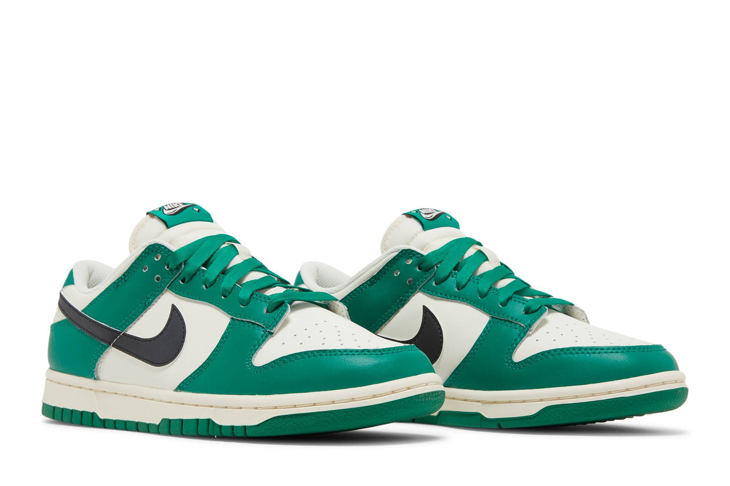 NIKE DUNK LOW SE ‘LOTTERY’