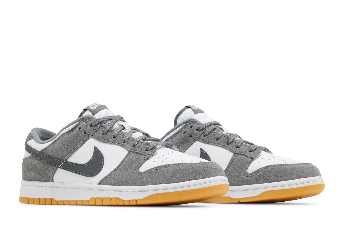 NIKE DUNK LOW ‘SMOKE GREY GUM’