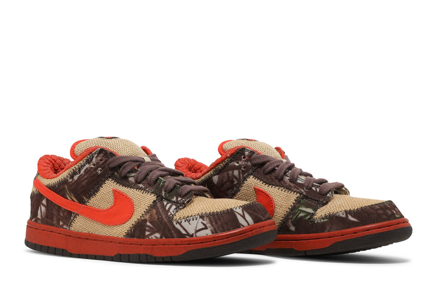 NIKE SB DUNK LOW PRO ‘REESE FORBES HUNTER’