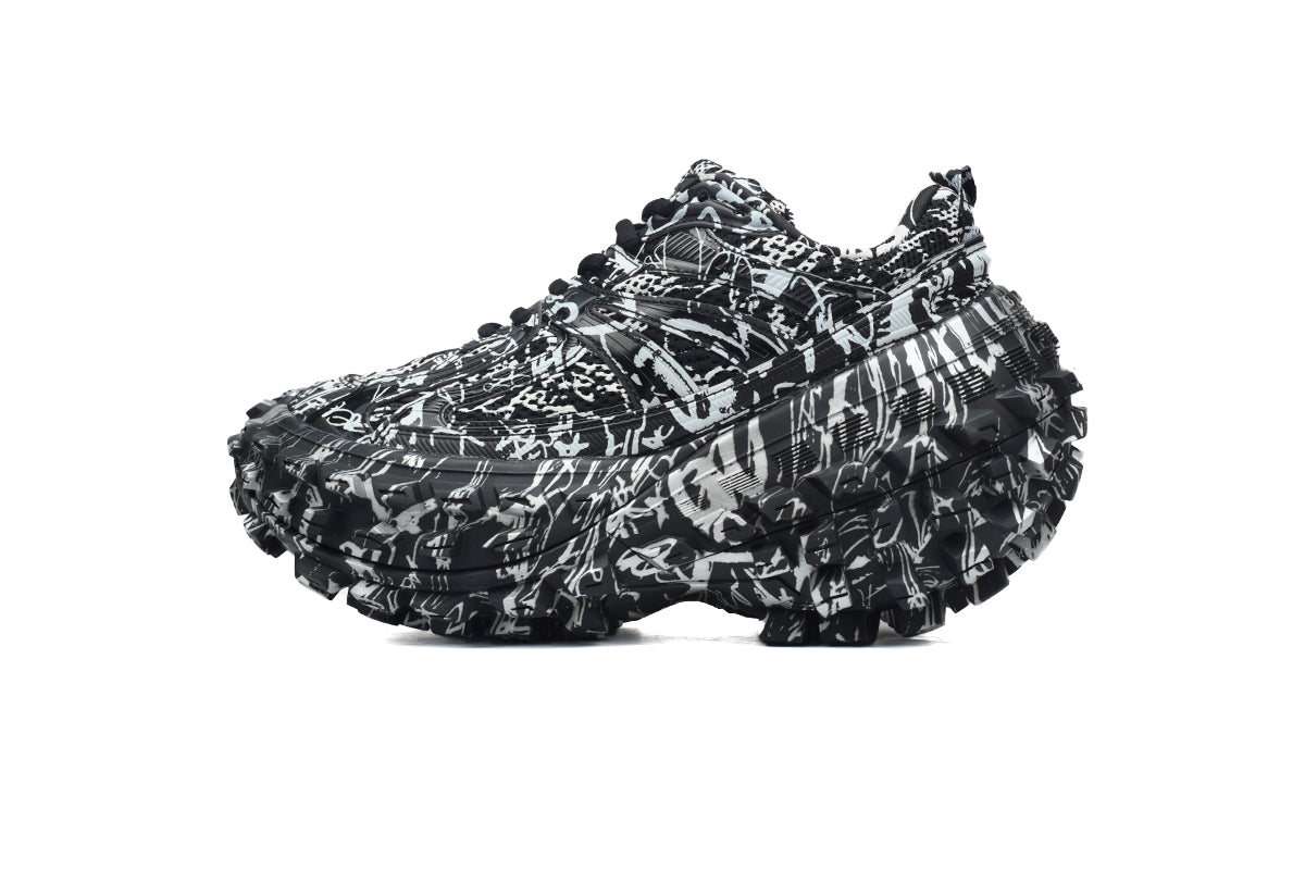 BALENCIAGA DEFENDER