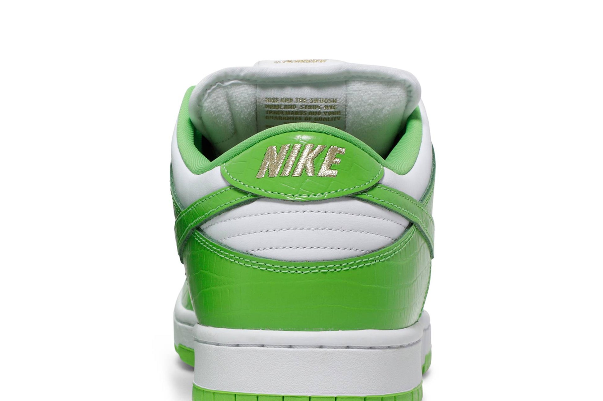 NIKE SB DUNK LOW OG X SUPREME ‘MEAN GREEN’