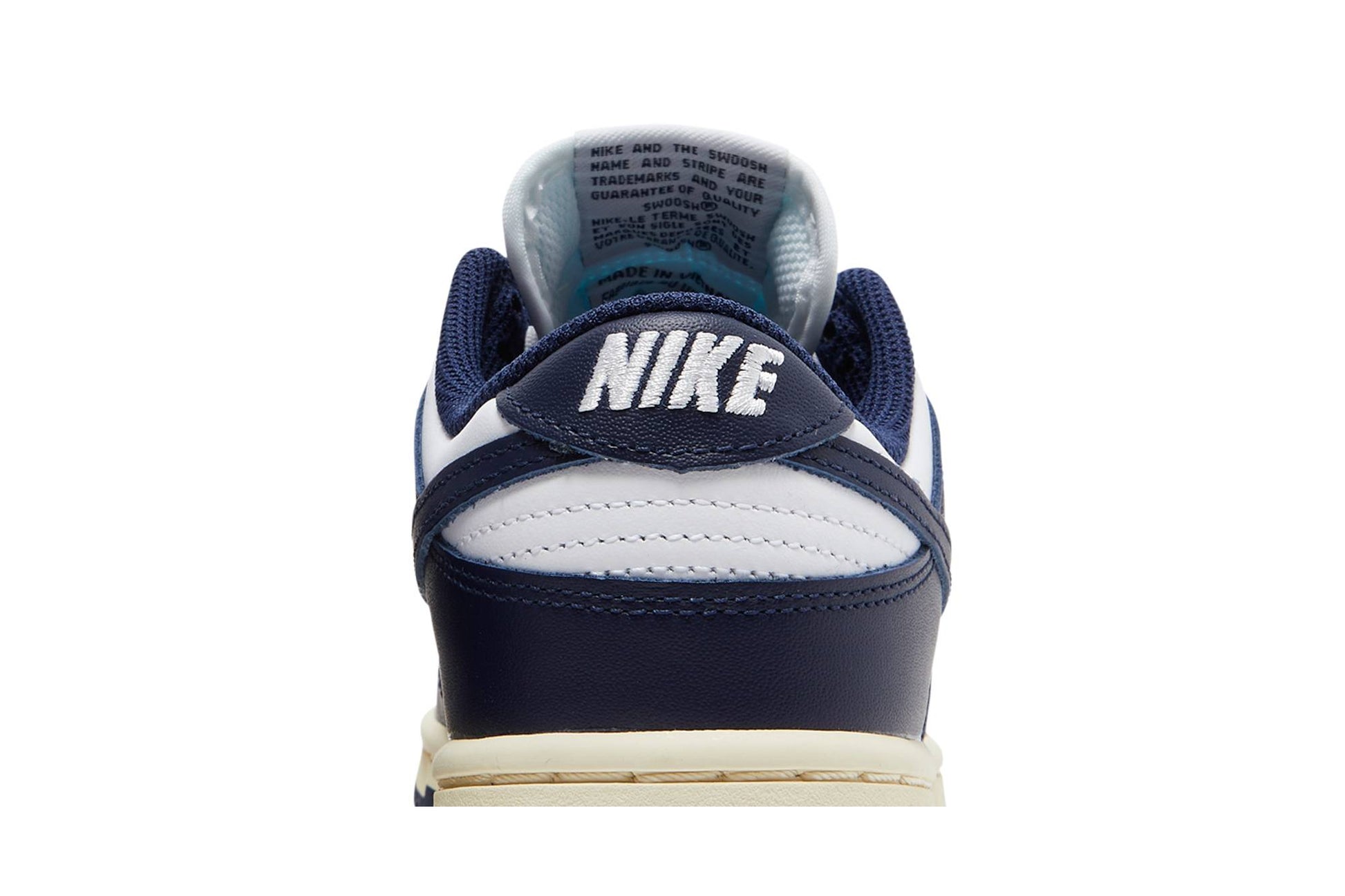 Nike Dunk Low ‘Vintage Navy’